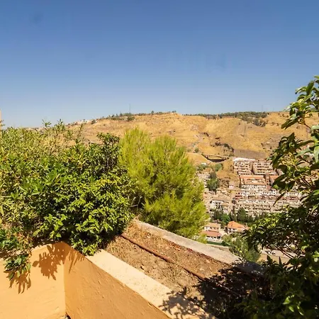 Aixa Serrallo Aparts Apartment Granada